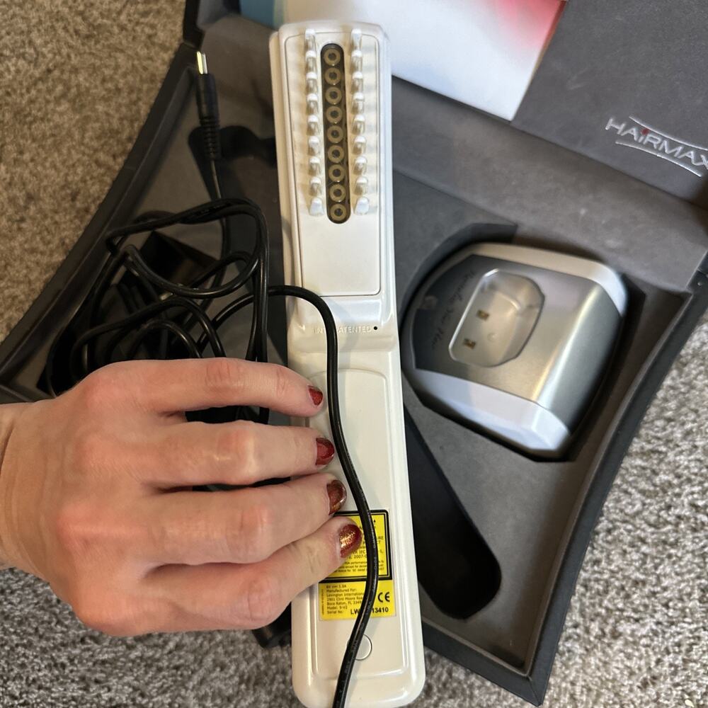HairMax Premium Lux 9 LaserComb Hair Growth Laser Light Device - Picture 2 of 6